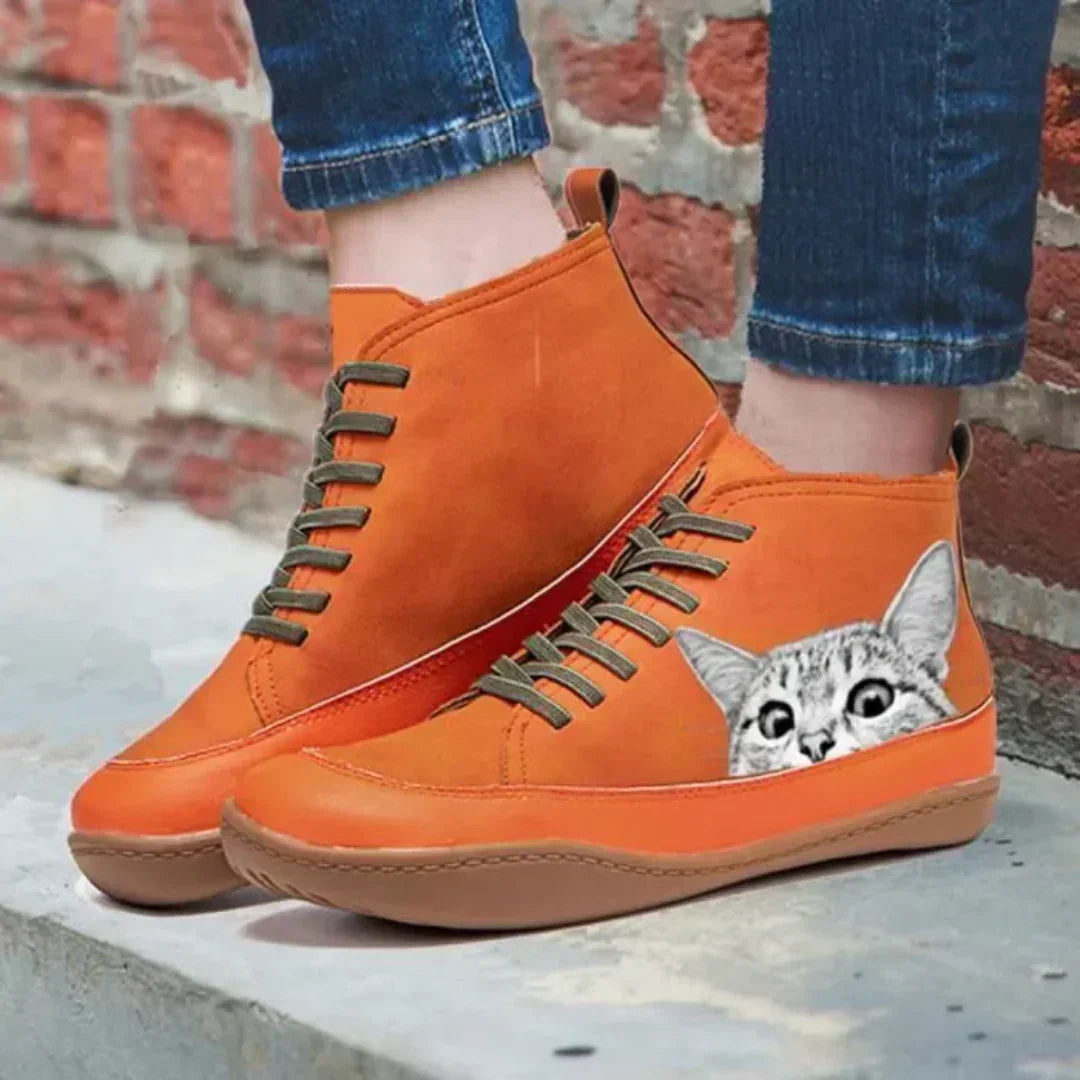 Remi | Leather Ankle Boots for Cat Lovers