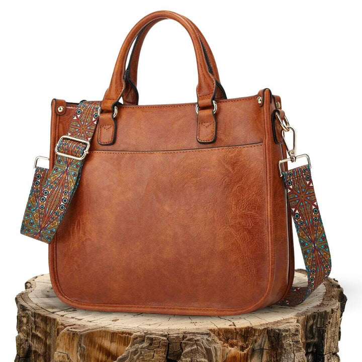 Amanda’s Timeless Chic | Handbag