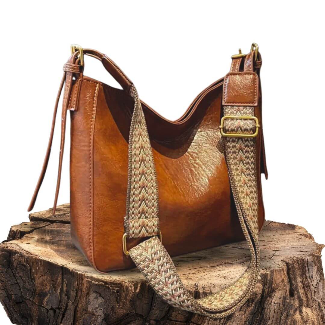 Emily’s Effortless Carry | Shoulder Bag