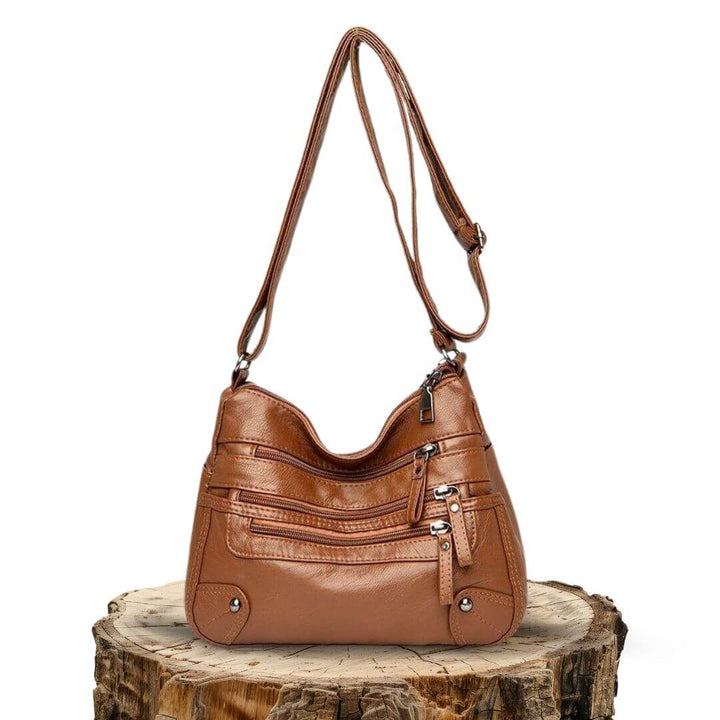 Evelyn’s Sleek Companion | Crossbody Bag