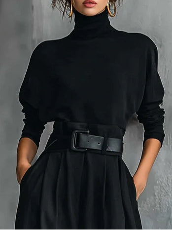 Marta | Black two-piece set with turtleneck and included belt
