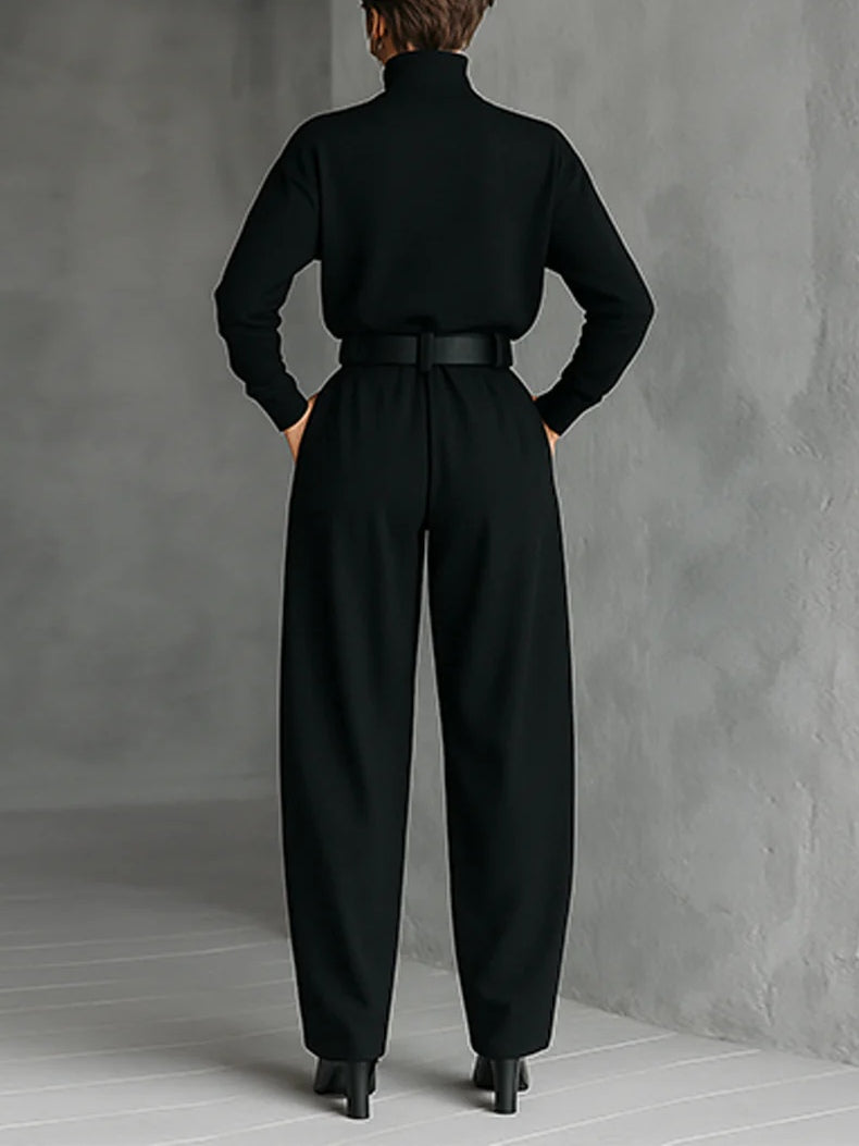 Marta | Black two-piece set with turtleneck and included belt